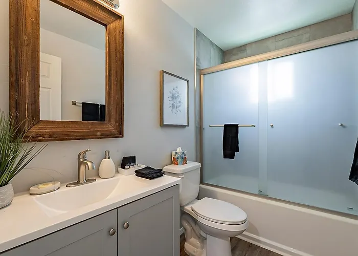 Modern Updated Luxury Triplex Ev Charging * Tucson