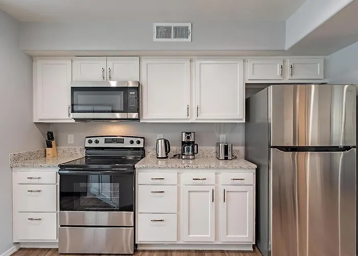 Holiday home Modern Updated Luxury Triplex Ev Charging Tucson