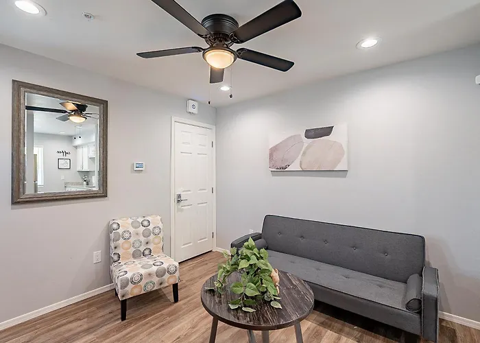 Modern Updated Luxury Triplex Ev Charging * Tucson