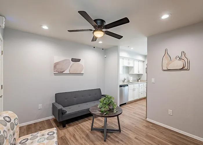 Modern Updated Luxury Triplex Ev Charging